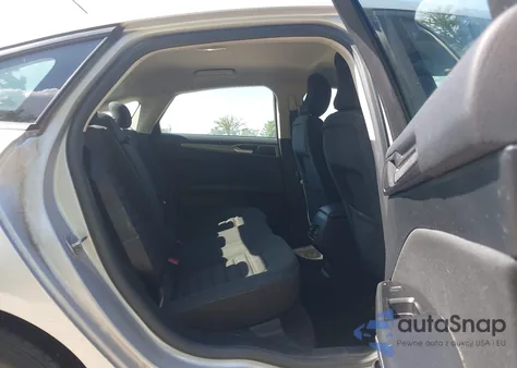 2017 Ford Fusion Hybrid Se из США, поврежденный, VIN 3FA6P0LU1HR243919